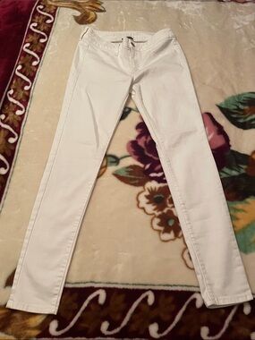 American Eagle Outfitters Jeans Women’s White US 8 Super Super Stretch